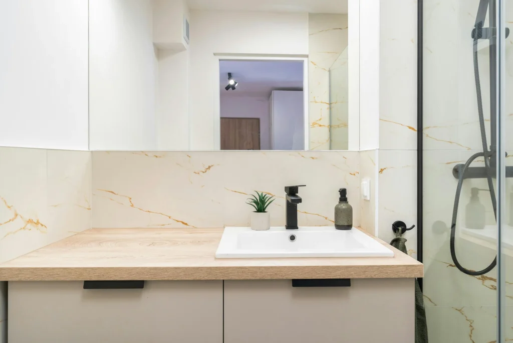 Kenyamanan Penyewa, Keuntungan Pemilik: Rahasia Sukses Bisnis Kos dengan Electric Water Heater